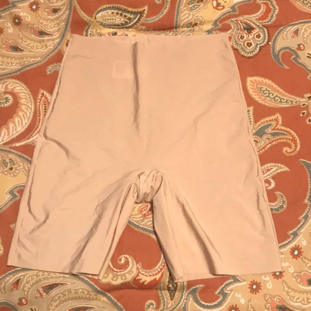 H&M “spanks”L
